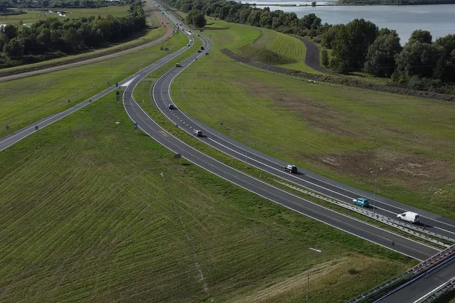 Vijf nachtelijke afsluitingen voor bermverbetering N59