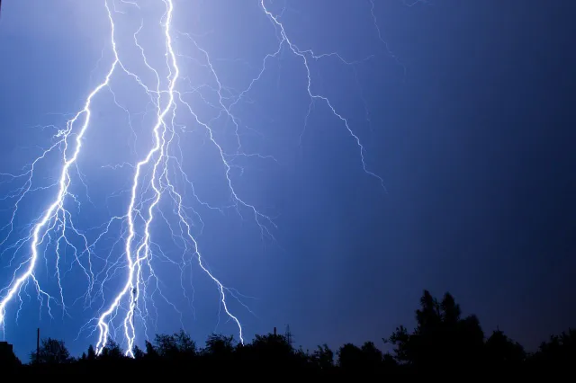 Code geel voor onweer en windstoten