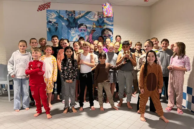 Spetterend schoolzwemkampioenschap bij ZC de Schotejil