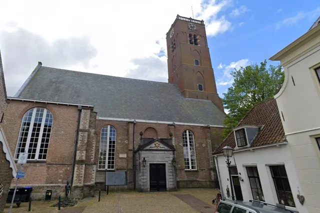 Kerkklok Sommelsdijk stil door storing