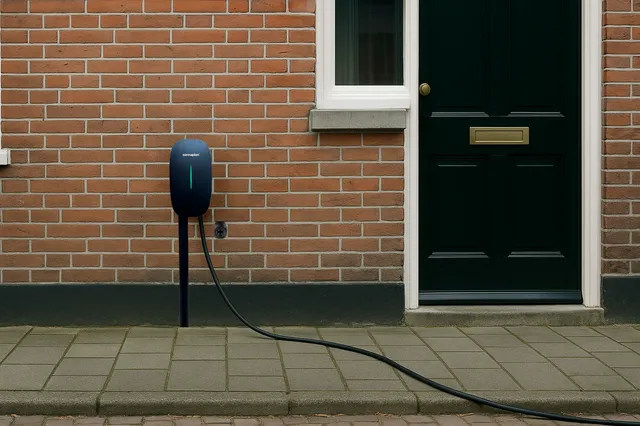 Elektrisch laden over de stoep soms toegestaan
