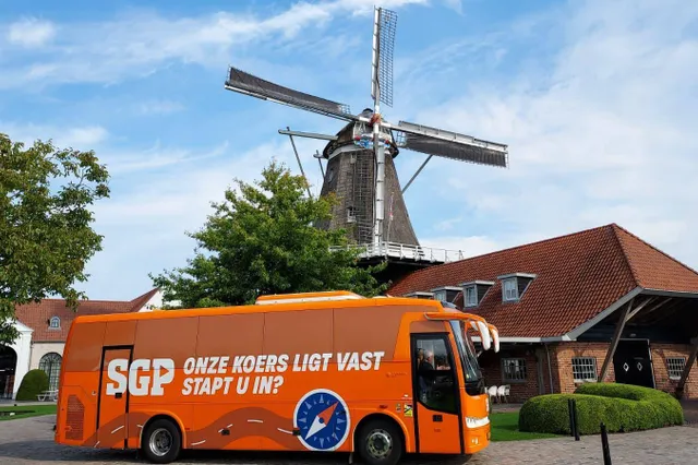 Tweede Kamerlid André Flach (SGP) on tour
