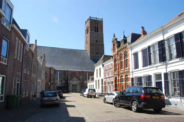 Onderhoud aan wijzerplaten en luidklokken kerktoren Sommelsdijk
