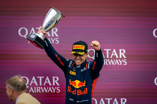 Lindblad destaca un claro objetivo en la Formula 1: ¡Quiero ser un campeón del mundo!