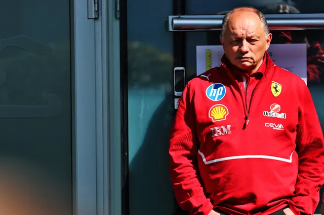 Woedende Vasseur verdedigt Hamilton: "Dit is gewoon f***ing onzin"