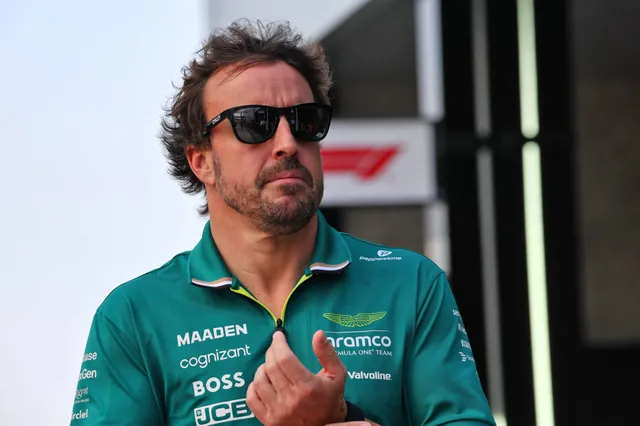 Alonso slaat alarm bij Aston Martin na historisch slechte F1-seizoensstart