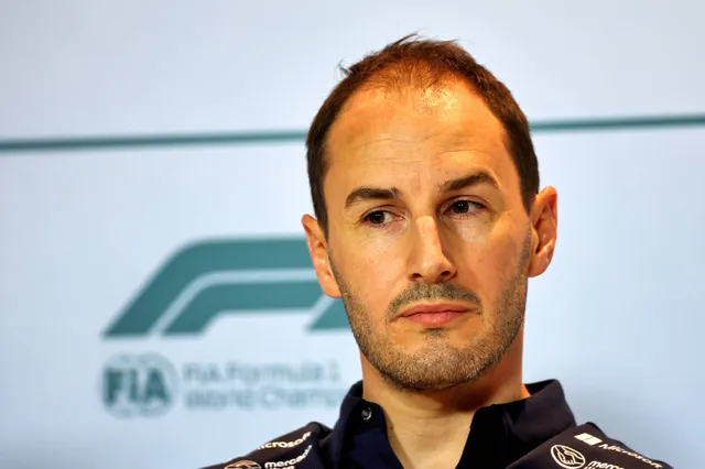 Oliver Oakes steps down immediately as team principal of Alpine