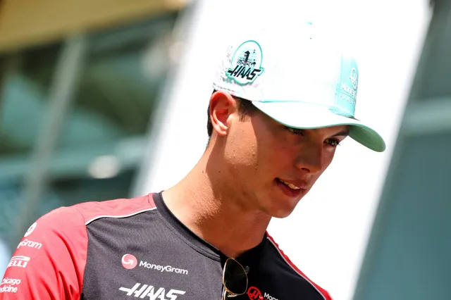Bearman raakt net als Verstappen goed resultaat kwijt door blunder van het team