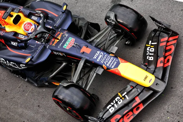 F1 LIVE | Leclerc is in the wall 15 minutes into FP1!