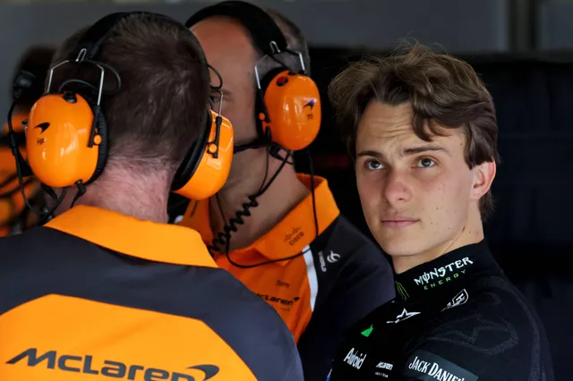 Piastri krijgt forse straf voor bizar incident met Verstappen achter safety car