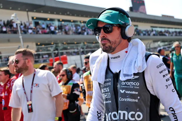 Alonso puts on untelevised radio show aimed at FOM in Mexican GP