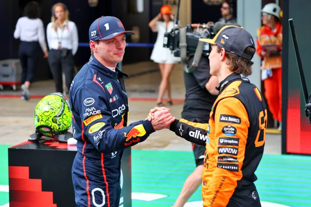 Piastri wijst naar Verstappen: 'Max bewijst dat titels niet alles zeggen'