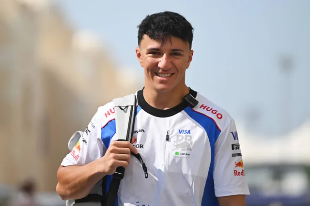 Hadjar weet hoe hij het moet aanpakken als teamgenoot van Max Verstappen