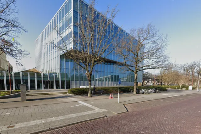 Oud burgemeester Schuiling van Groningen veroordeeld voor schennispleging