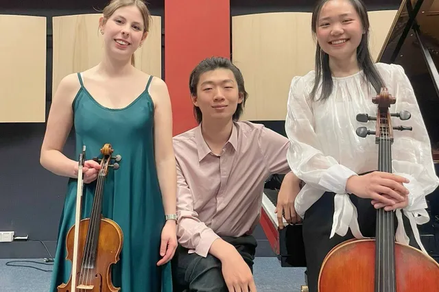 Era trio in de gildenzaal van het Gouverneurshuis Image