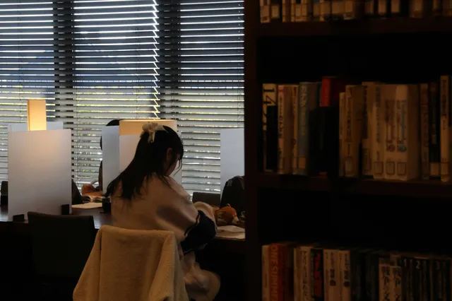 Silent Book Club in de Bibliotheek Image