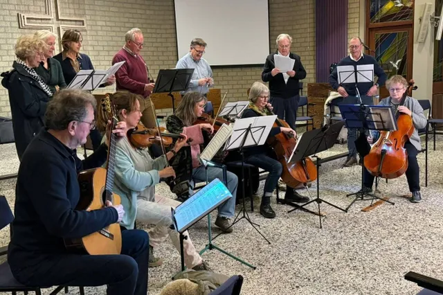 Oecumenische viering met Taizé liederen in Drunen Image