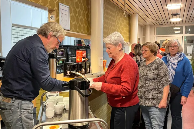 Badkamerzingen Vlijmen Image