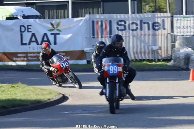 Klassieke motorsport Het Hoog Nieuwkuijk Image