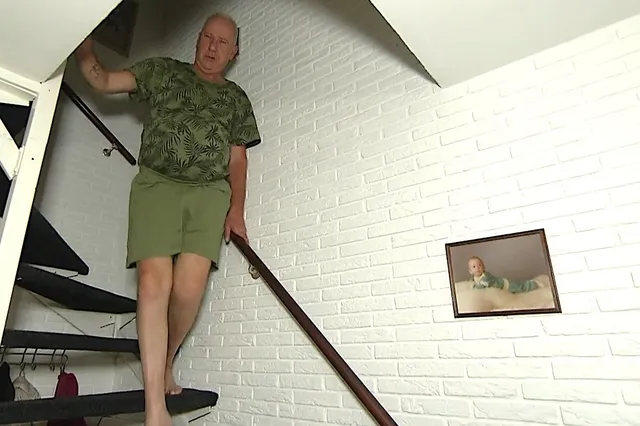 Man neemt in zijn onderbroek 700.000 ontvangst in Miljoenenjacht