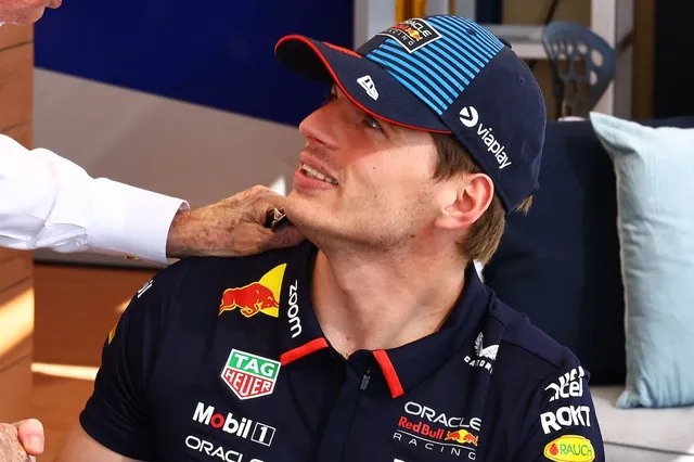 Max Verstappen riskeert schorsing van een maand!