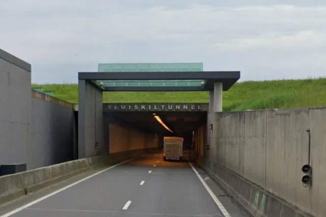 Meerdere doden bij heftig ongeluk in tunnel Terneuzen