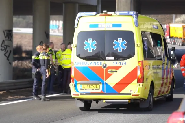 Tragedie op de A20: Twee doden bij ernstig ongeluk met motoren en vrachtwagen