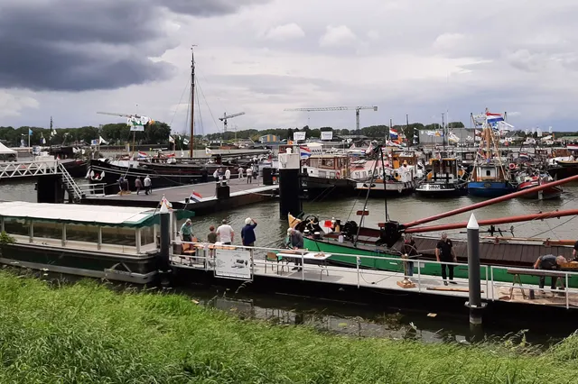 50 Jaar Varend Erfgoed:  Erfgoedtour met historische schepen in Maasbracht
