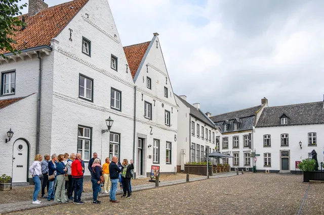 VVV herfstvakantiewandeling in Thorn met boottocht
