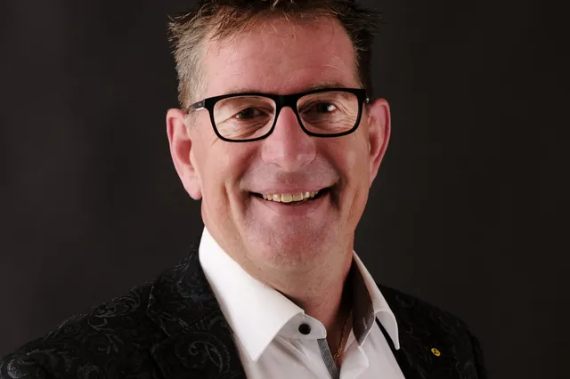 Eduard Annen uit Meppel staat in halve finale voor verkiezing van beste raadslid van Nederland