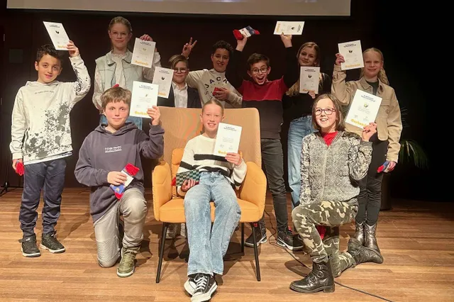 Sophie Henderiks wint de voorleeswedstrijd gemeente Meppel
