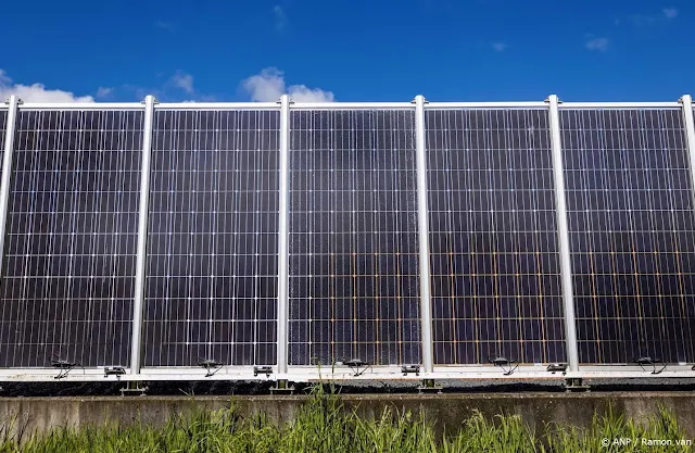 Advies: Nederland kan zorgvuldiger omgaan met oude zonnepanelen