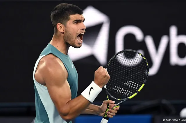 Alcaraz overtuigend naar tweede ronde Australian Open