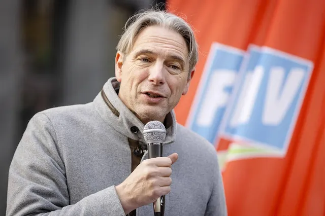 FNV-voorzitter wil voorzittersverkiezing uitstellen na onrust