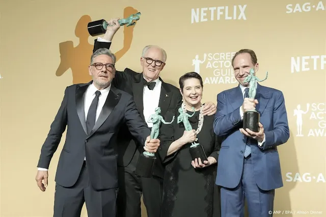 Cast van 'paus-film' Conclave wenst paus Franciscus veel sterkte