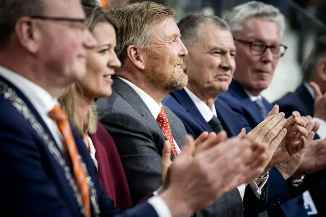 Koning moedigt atleten aan op EK indooratletiek