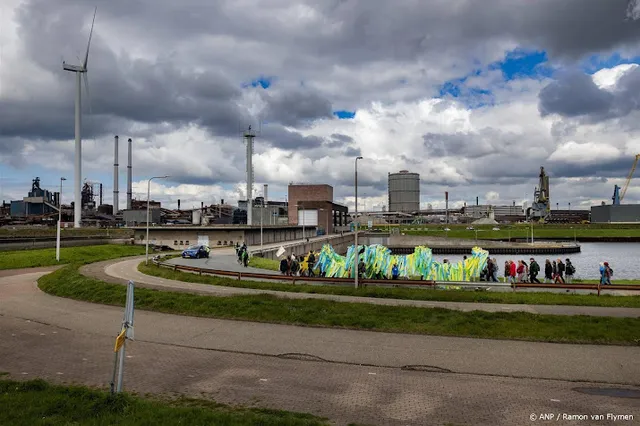 Greenpeace zegt dat reorganisatie Tata Steel probleem niet oplost