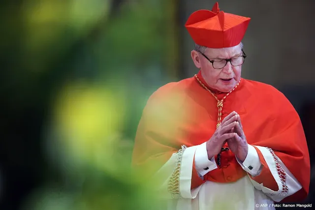 Kardinaal Eijk staat ervoor open paus Franciscus op te volgen