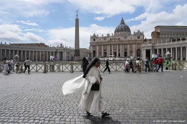 Processie uitvaart paus Franciscus live te volgen op NPO 2