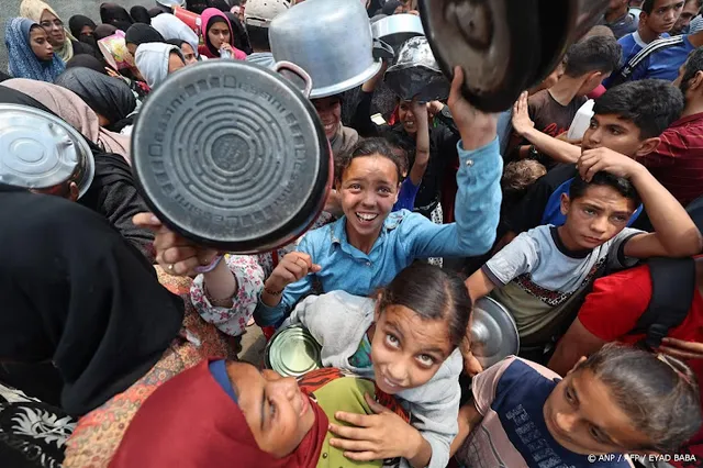 Israël zegt 100 trucks te hebben toegelaten tot Gaza 