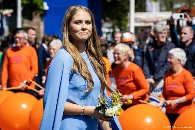 Fotosessie Oranjes uitgesteld na armbreuk prinses Amalia