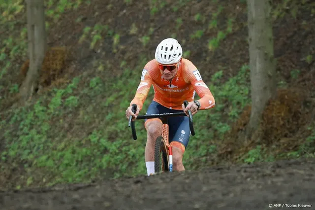 Van der Poel is met achtste wereldtitel veldrijden recordhouder