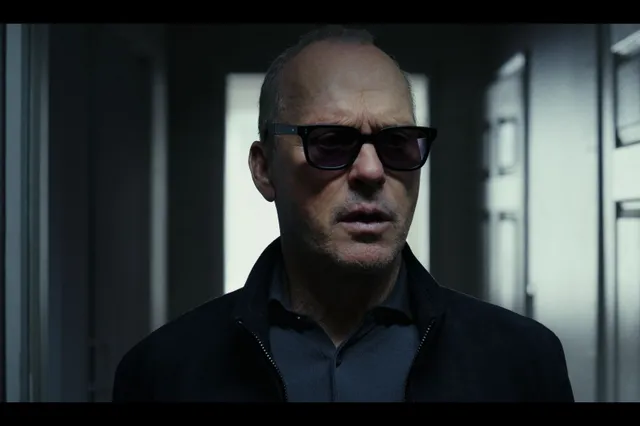 Michael Keaton's gevecht tegen tijd en geest in spannende nieuwe film