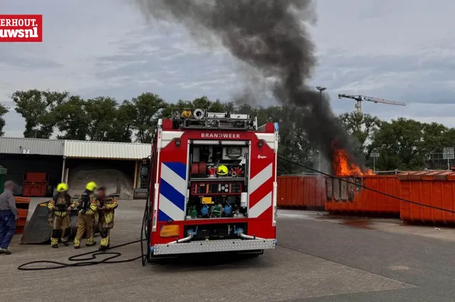 Milieustraat tijdelijk afgesloten na brand in grofvuilcontainer