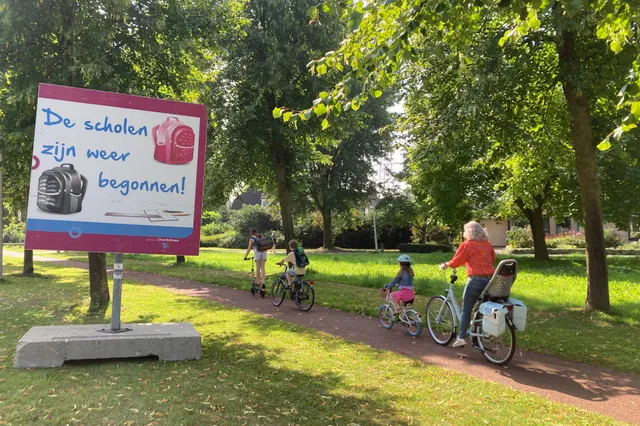 Schooldirecteur én moeder roept op: Kinderen op de fiets? Rij extra voorzichtig