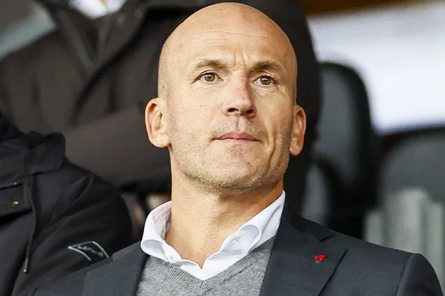 Ajax stuurt directeur Alex Kroes de laan uit: 'Handel met voorkennis'