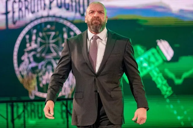 WWE: Triple H überrascht bei Konzert mit Netflix-Update, trifft Trump bei UFC / Raw-Preview