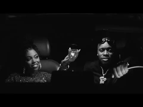 Blxst is in zijn nieuwe video op zoek naar een 'Ghetto Cinderella'