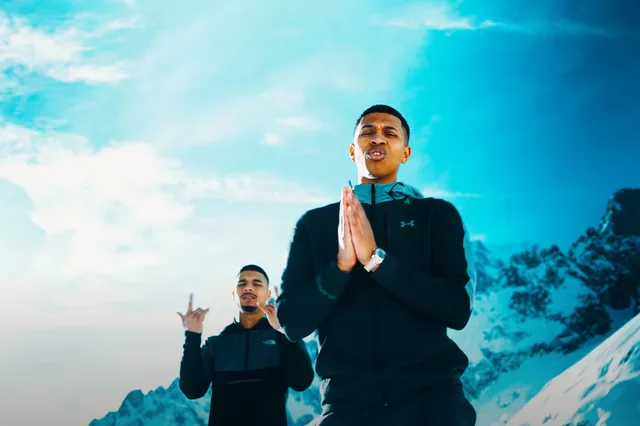 Hekje31 en JayKoppig zoeken de sneeuw op in nieuwe video 'Met Me Bro's'