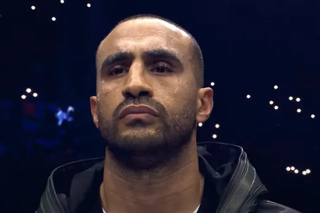 Badr Hari heeft geen hoge pet op van Glory Grand Prix met Rico Verhoeven en laat zien hoe een 'echt' toernooi eruit ziet